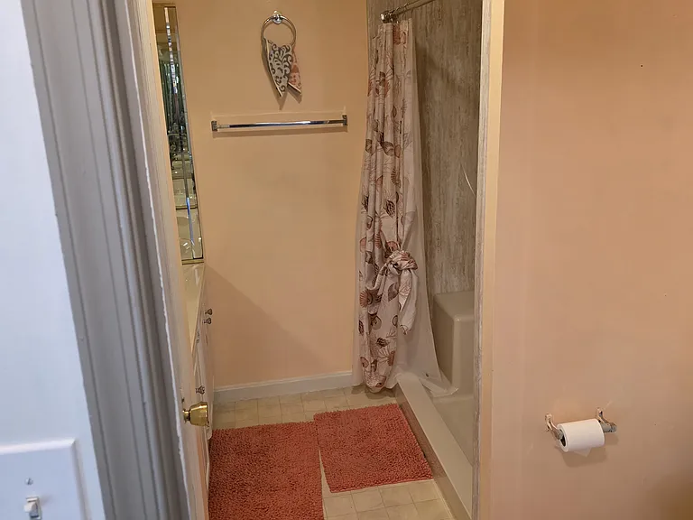 2828 Buxton Ct — Photo 6