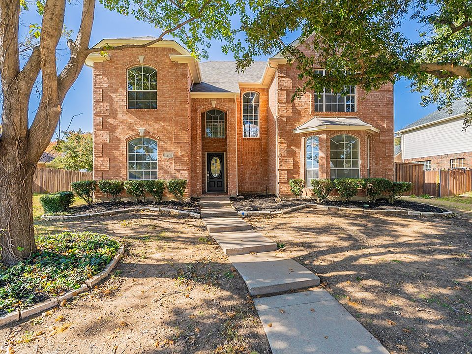 1st image of 1708 Lacey Oak Ln