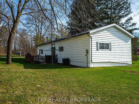 3rd image of 1023 Moon Rd