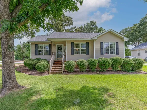 109 Hilldale Ave, Laurens, SC 29360