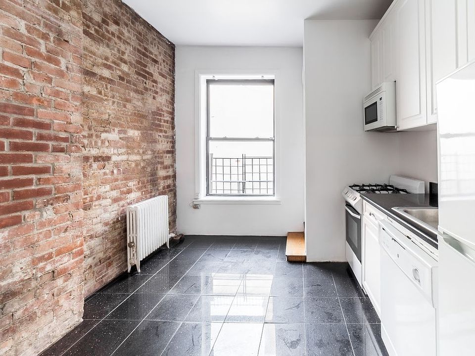1st image of 1693 2nd Ave APT 5S