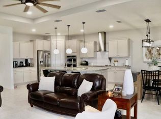 12900 Palapa Loop, Spring Hill, FL 34610