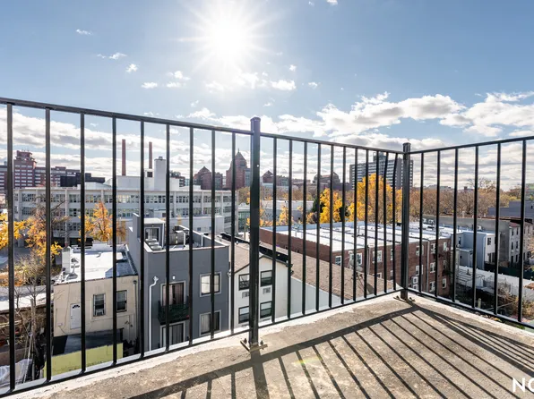 530 Midwood Street image 13 of 13