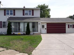 1627 Moll St, North Tonawanda, NY 14120