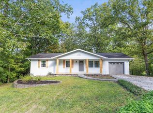 921 Ridgeway Ave, Signal Mountain, TN 37377