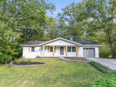 921 Ridgeway Ave, Signal Mountain, TN, 37377