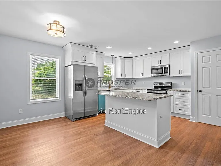 103 Cliffside Dr — Photo 4
