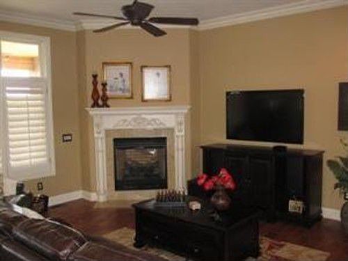 3rd image of 5916 S Grande Vista Dr