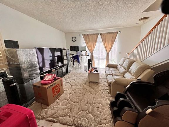 5th image of 1290 Sorrento Dr #1290