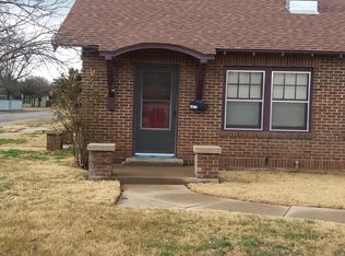 2812 S Van Buren St, Amarillo, TX 79109