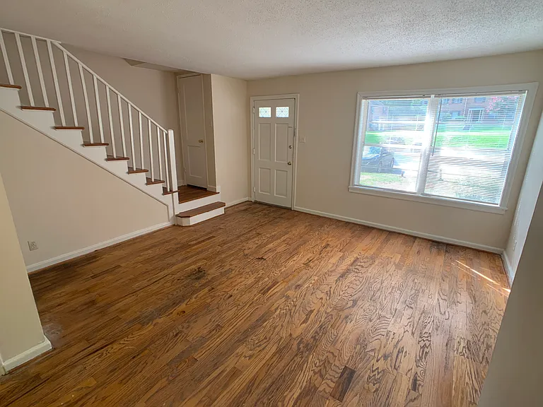1615 Valley Ave — Photo 7