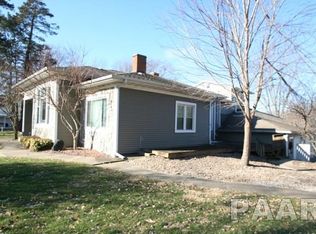 603 W 3rd St, Delavan, IL 61734