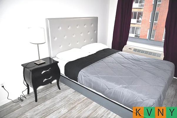 Rented by KVNY Soho | media 12