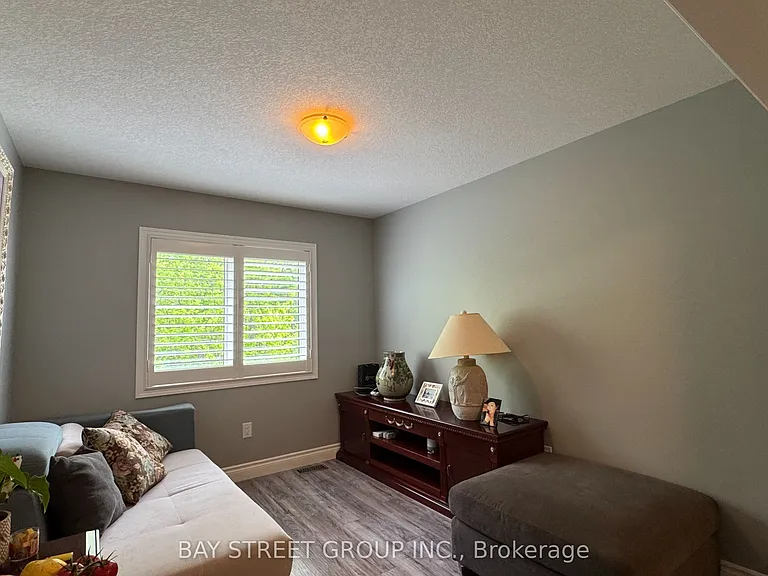 7889 Buckeye Cres — Photo 14
