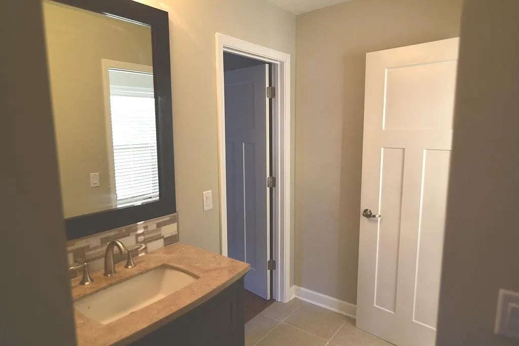 1 bed, 760 sqft, $1,395 — Photo 2