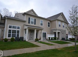 25986 S Maritime Cir, Harrison Township, MI 48045