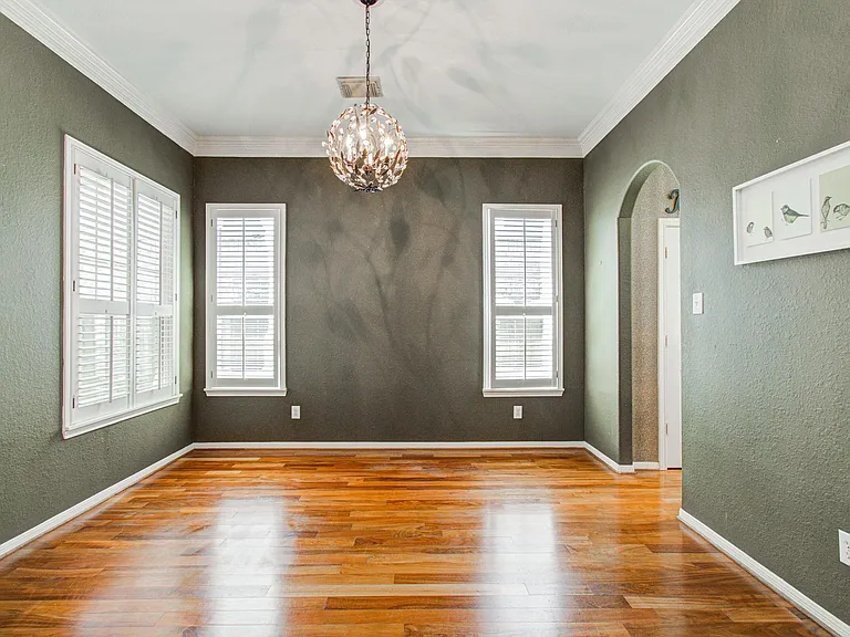 22539 Bristolwood Ct — Photo 8