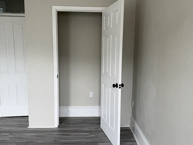 1507 Centre St #3 — Photo 3