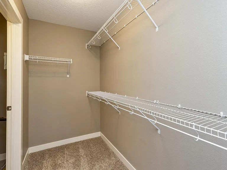 4404 NE Crestmoor Ln — Photo 14