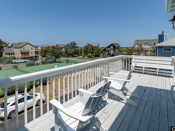 5th image of 551 White Whale Way