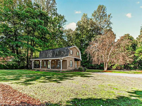 4771 Silverwood Ln, Randleman, NC 27317