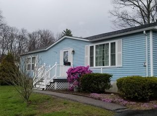 1 Hawthorne St, Rockland, MA 02370