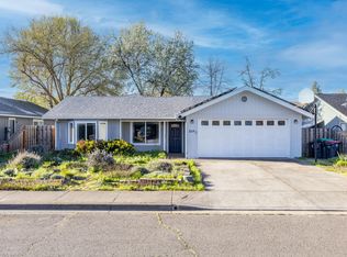 338 Joseph St, Central Pt, OR 97502