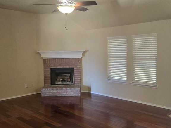 4th image of 857 Morgan Dr