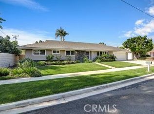 1212 Appian Way, Santa Ana, CA 92705