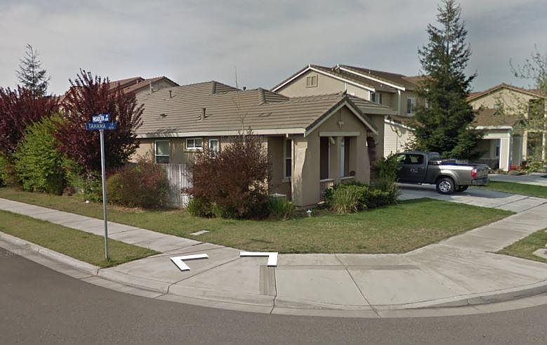 2nd image of 4424 Tahama Ln