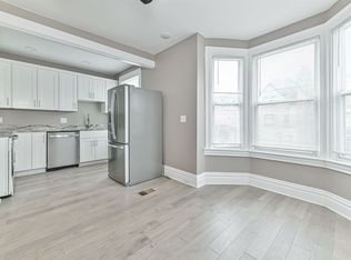 5525 Howe St, Pittsburgh, PA 15232