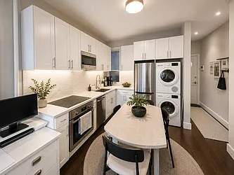 72 West 69th Street