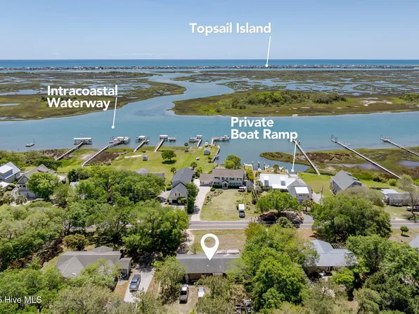 1184 Kings Landing Road, Hampstead, NC 28443