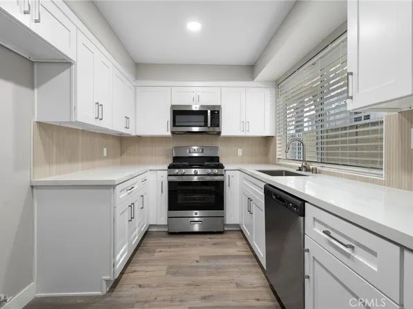 451 S Oakland Ave Unit 2, Pasadena, CA 91101