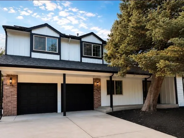 10627 W Chautauga Mountain, Littleton, CO 80127