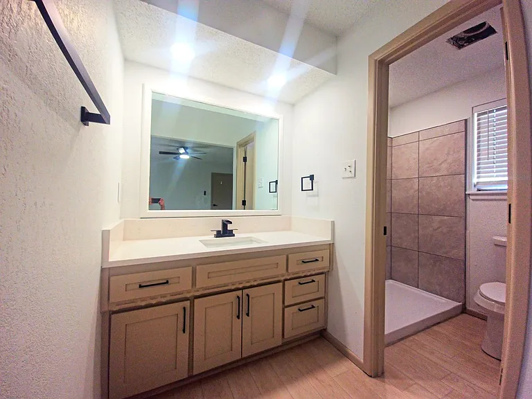 3607 85th St — Photo 14