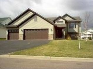 1305 Stone Ridge Rd, Sauk Rapids, MN 56379