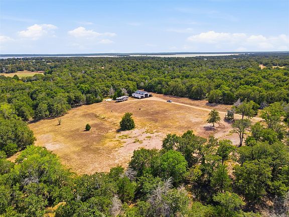 3rd image of 4241 County Road 415