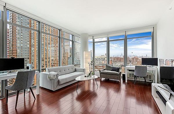 1st image of 81 Fleet Pl APT 15F