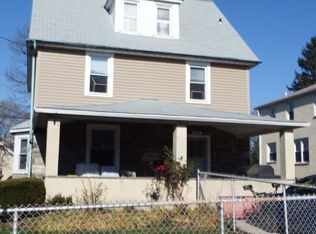 166 Grandview Rd #1, Ardmore, PA 19003