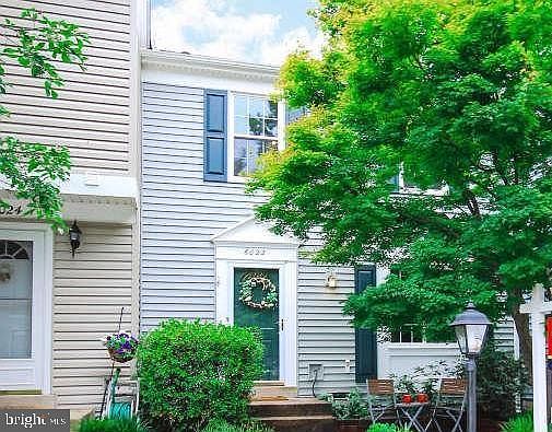 1st image of 6022 Basingstoke Ct