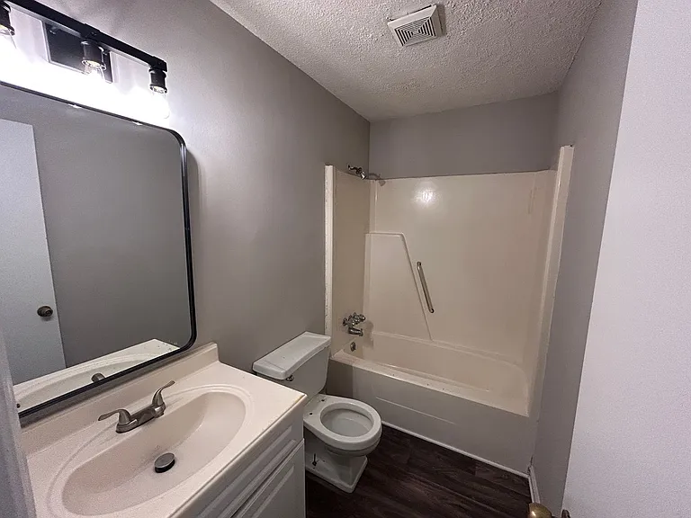 115 Cox Avenue — Photo 17