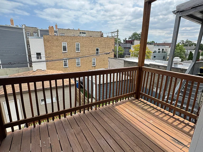 1907 N California Ave #2 — Photo 7