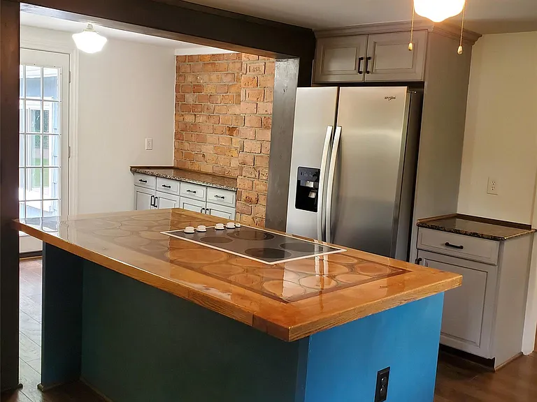 249 W Buell Rd E — Photo 12