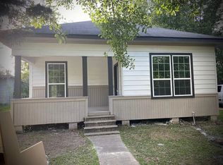 932 Georgia Ave, Orange, TX 77630