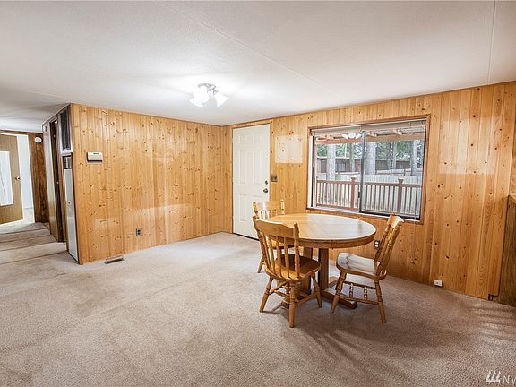 2nd image of 51 NE Briggadun Dr