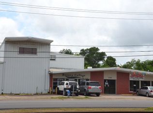 236 Old Angleton Rd, Clute, TX 77531