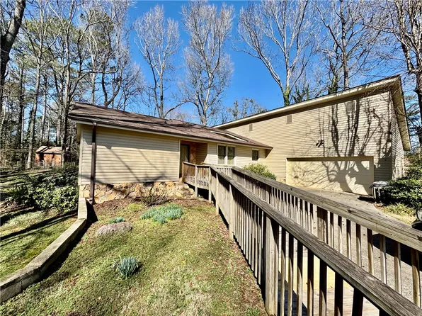 202 Woodoak Dr, Anderson, SC 29621