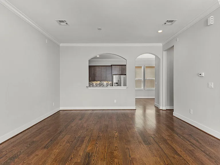 2018 McIlhenny St — Photo 11