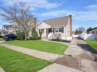 2431 Atlantic Blvd, Wantagh, NY 11793